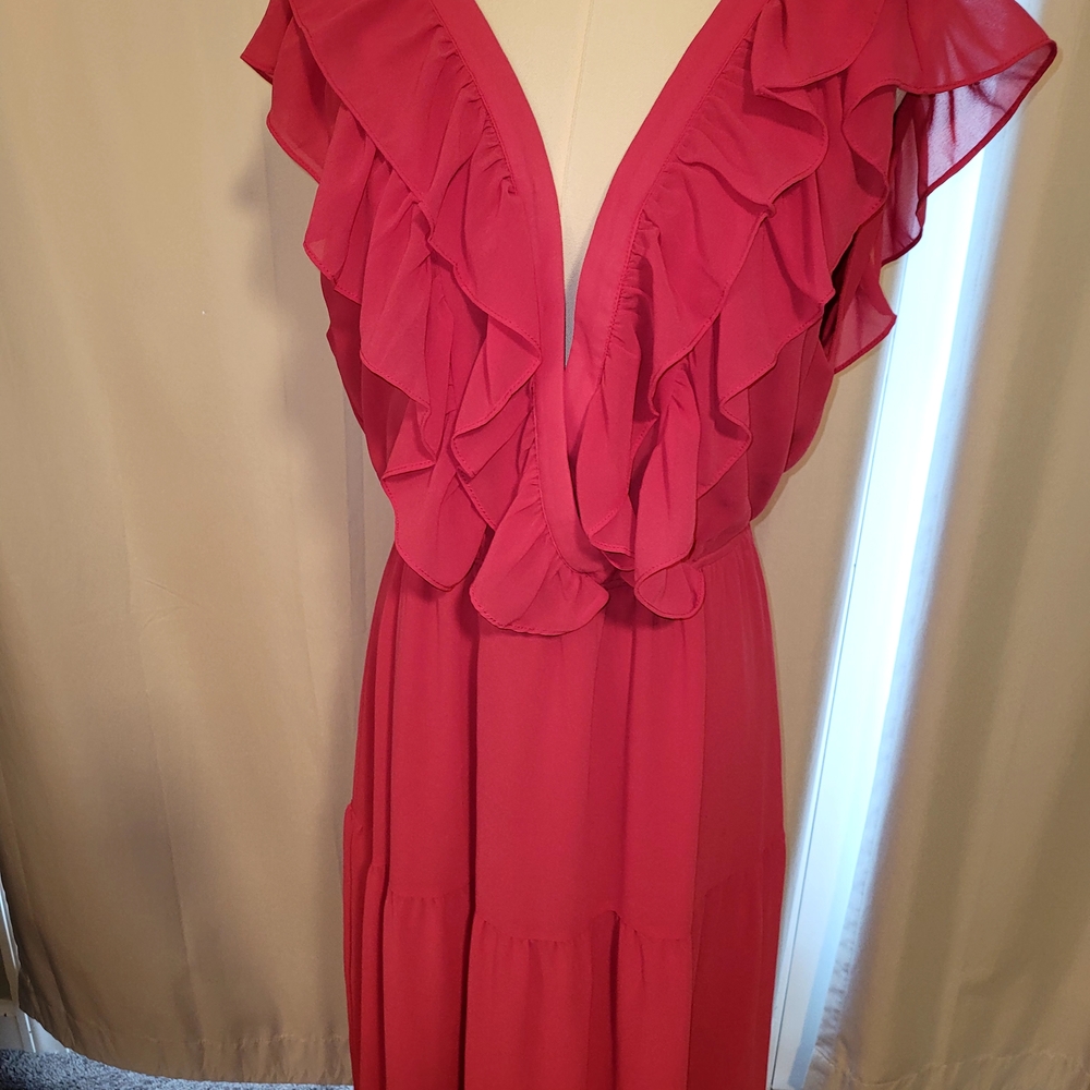 Dress - Picture 2 of 8